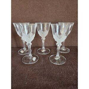 New J.G. Durand “Florence” Crystal Cordial Glasses Frosted Petal Design Set Of 5
